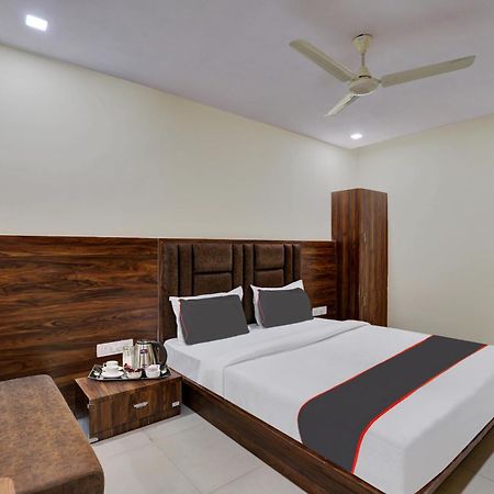 Hotel O Neelkamal Ahmedabad Exterior foto