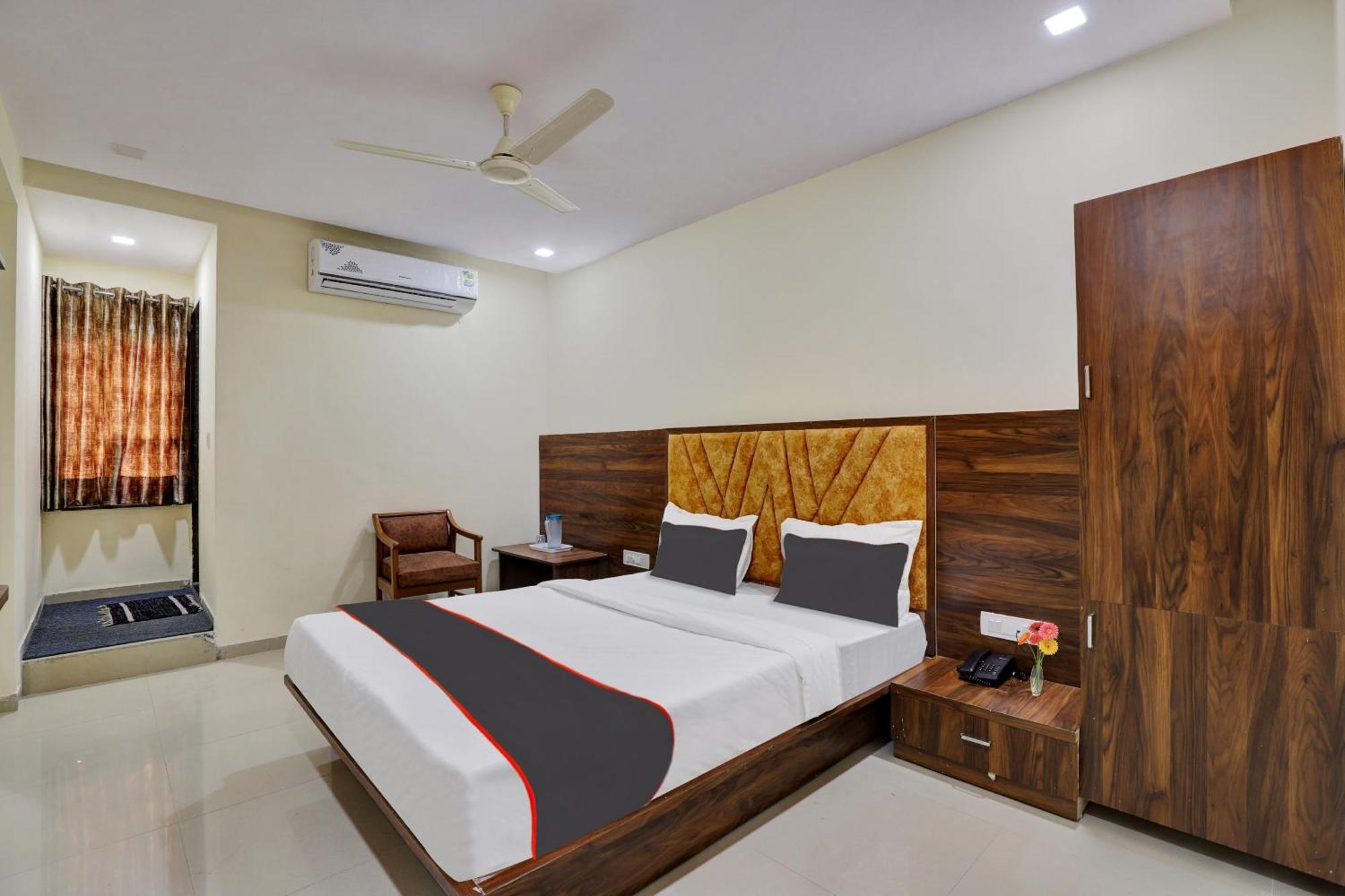 Hotel O Neelkamal Ahmedabad Exterior foto